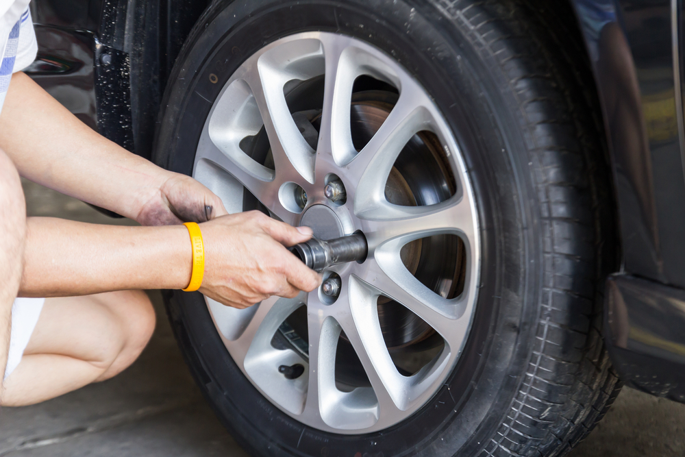 is-it-safe-to-drive-with-a-missing-lug-nut-yourmechanic-advice